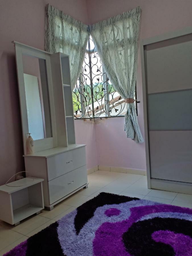 Muslim Dinaim Homestay Танджунґ-Малім Екстер'єр фото